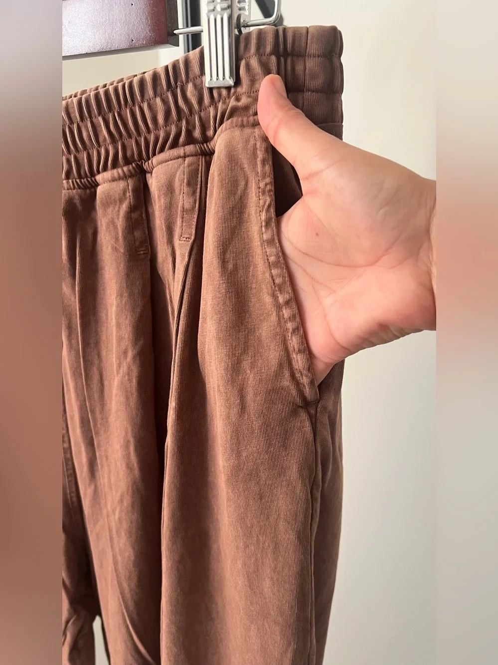 rae mode comfortable men